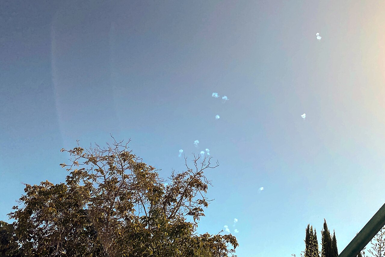119808 interceptions in the skies of the western galilee PikiWiki Israel.jpg
